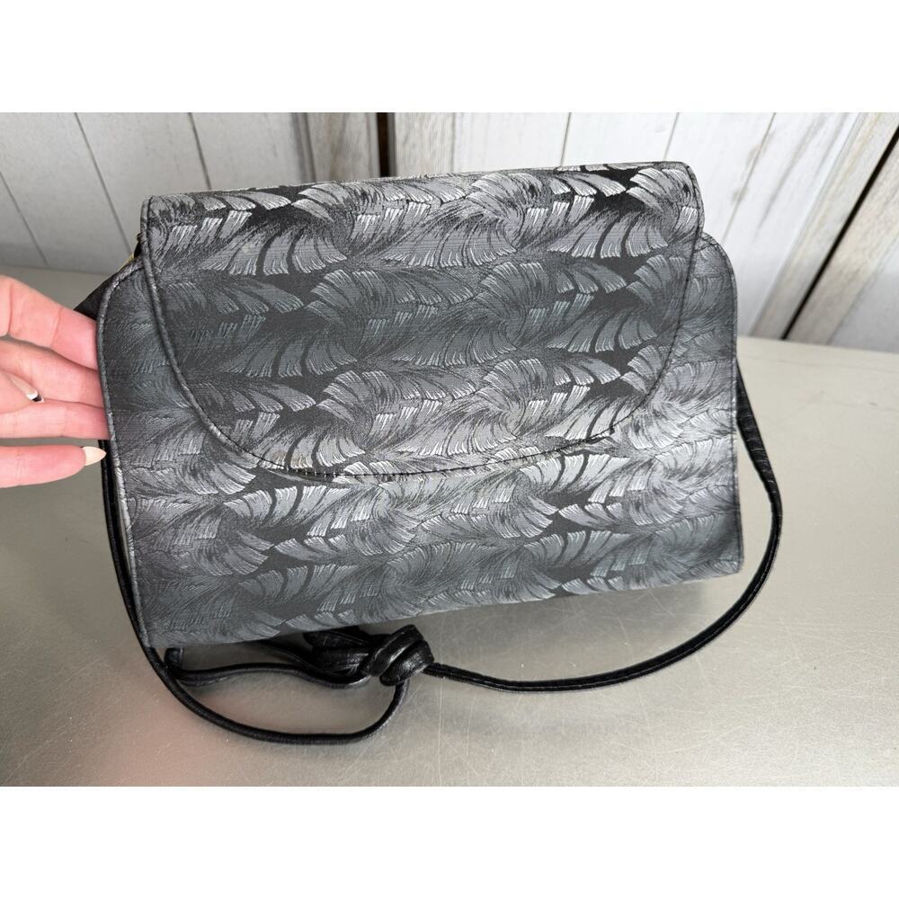 VTG J. Renee Silver Gray Metallic Brocade Shoulder Bag Black Leather Strap